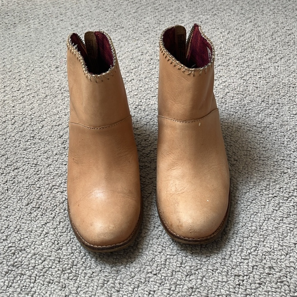 Toms Leila leather tan western bootie - Picture 3 of 9